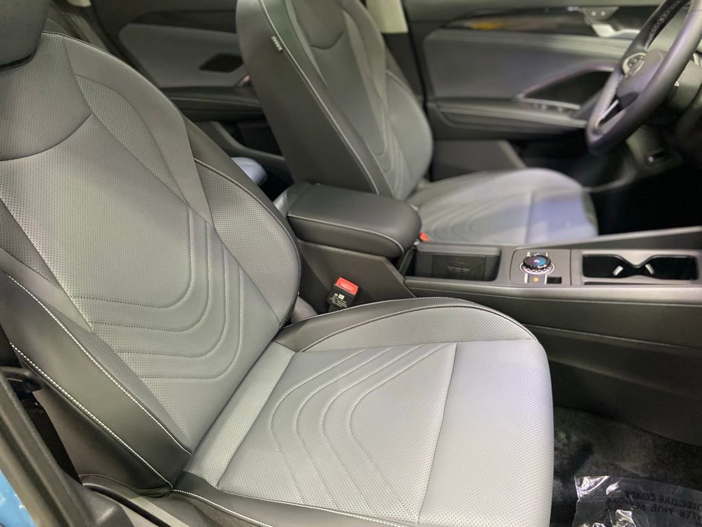 New 2026 Volkswagen Tiguan SE image 8