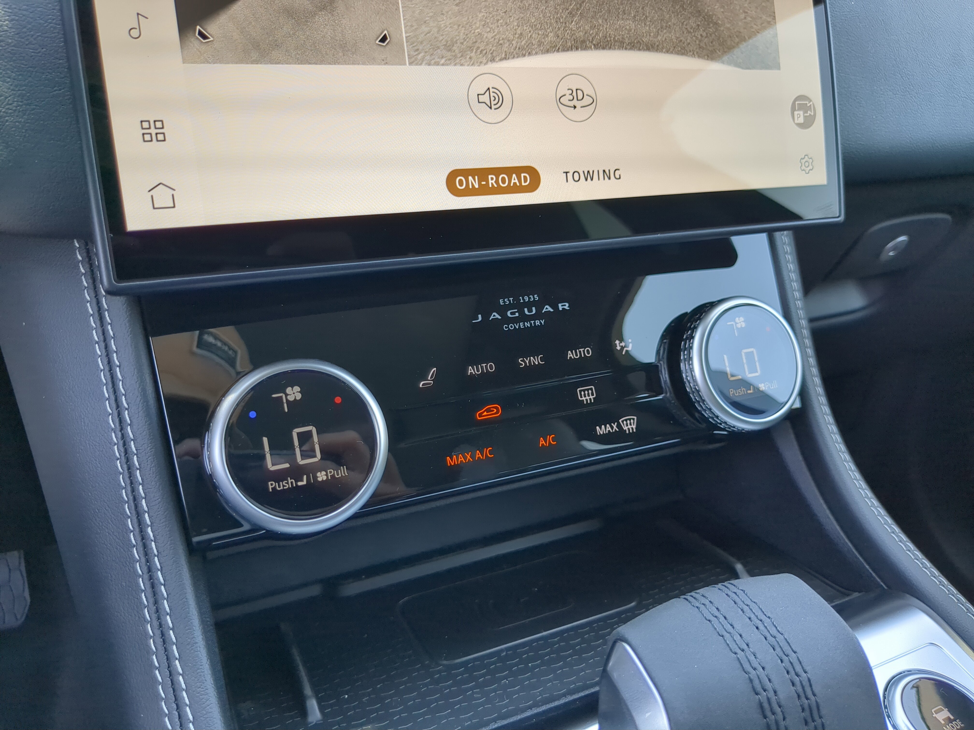 New 2026 Jaguar F-PACE R-Dynamic S image 21