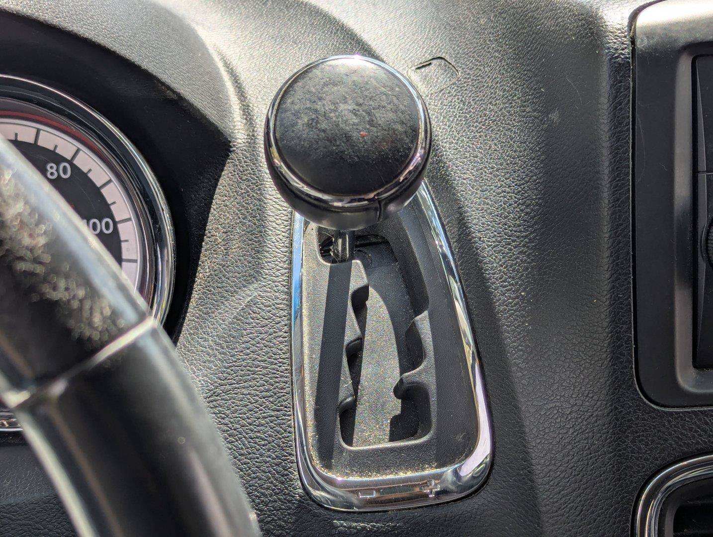 Used 2013 Dodge Grand Caravan American Value Package w/ UConnect Hands-Free Group FWD image 14