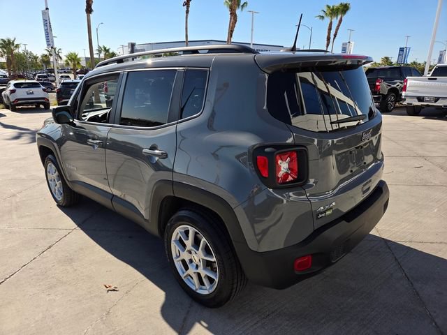 Used 2022 Jeep Renegade Latitude AWD/4WD image 4