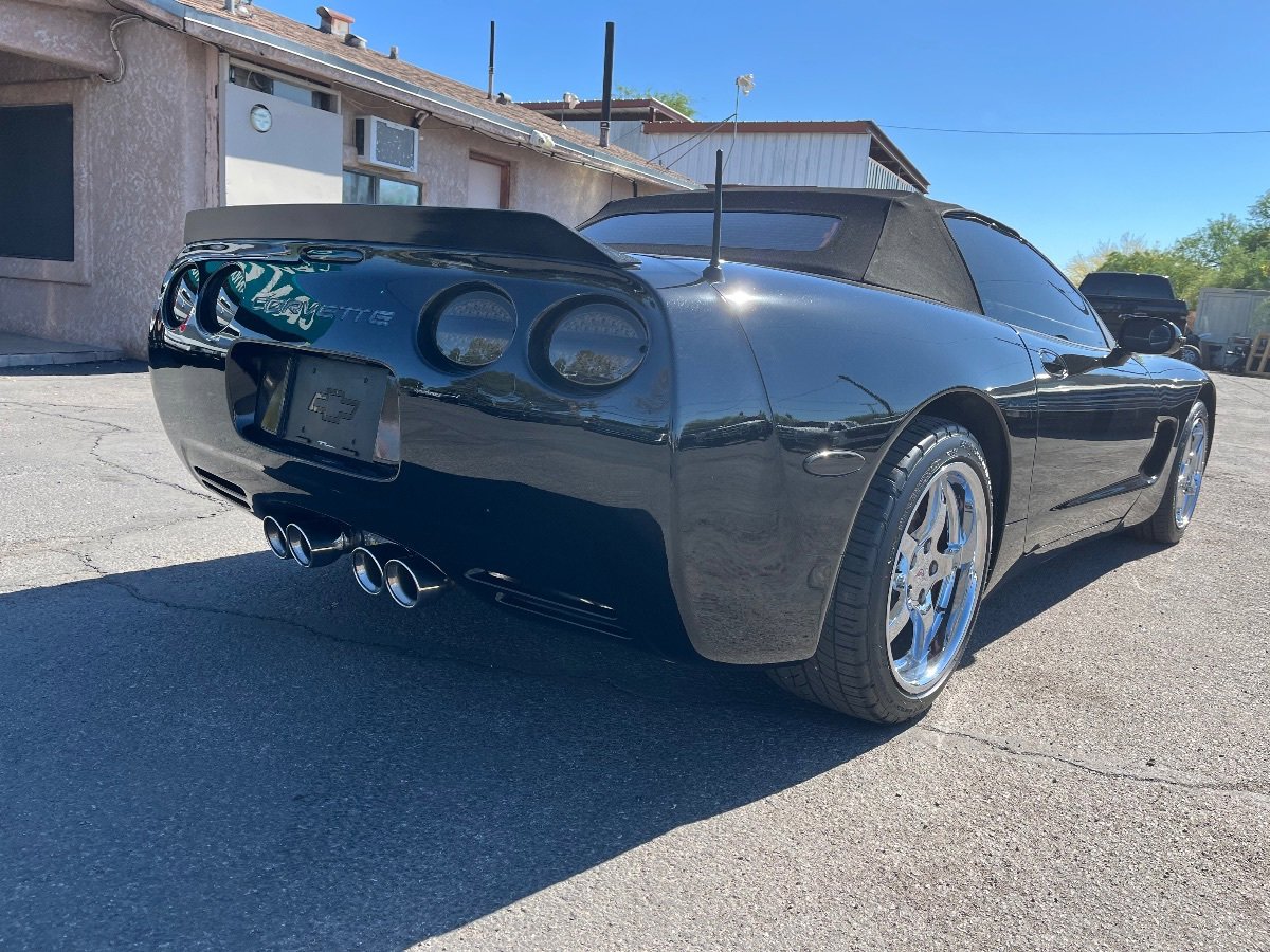 Used 2002 Chevrolet Corvette Convertible w/ Preferred Equipment Group2 RWD image 5