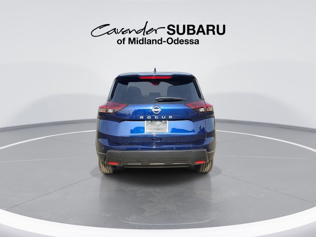 Used 2025 Nissan Rogue SV image 7