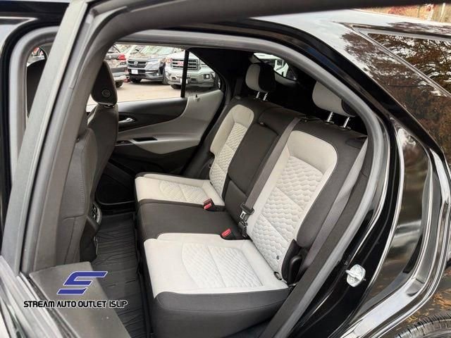 Used 2021 Chevrolet Equinox LS w/ LS Convenience Package image 30