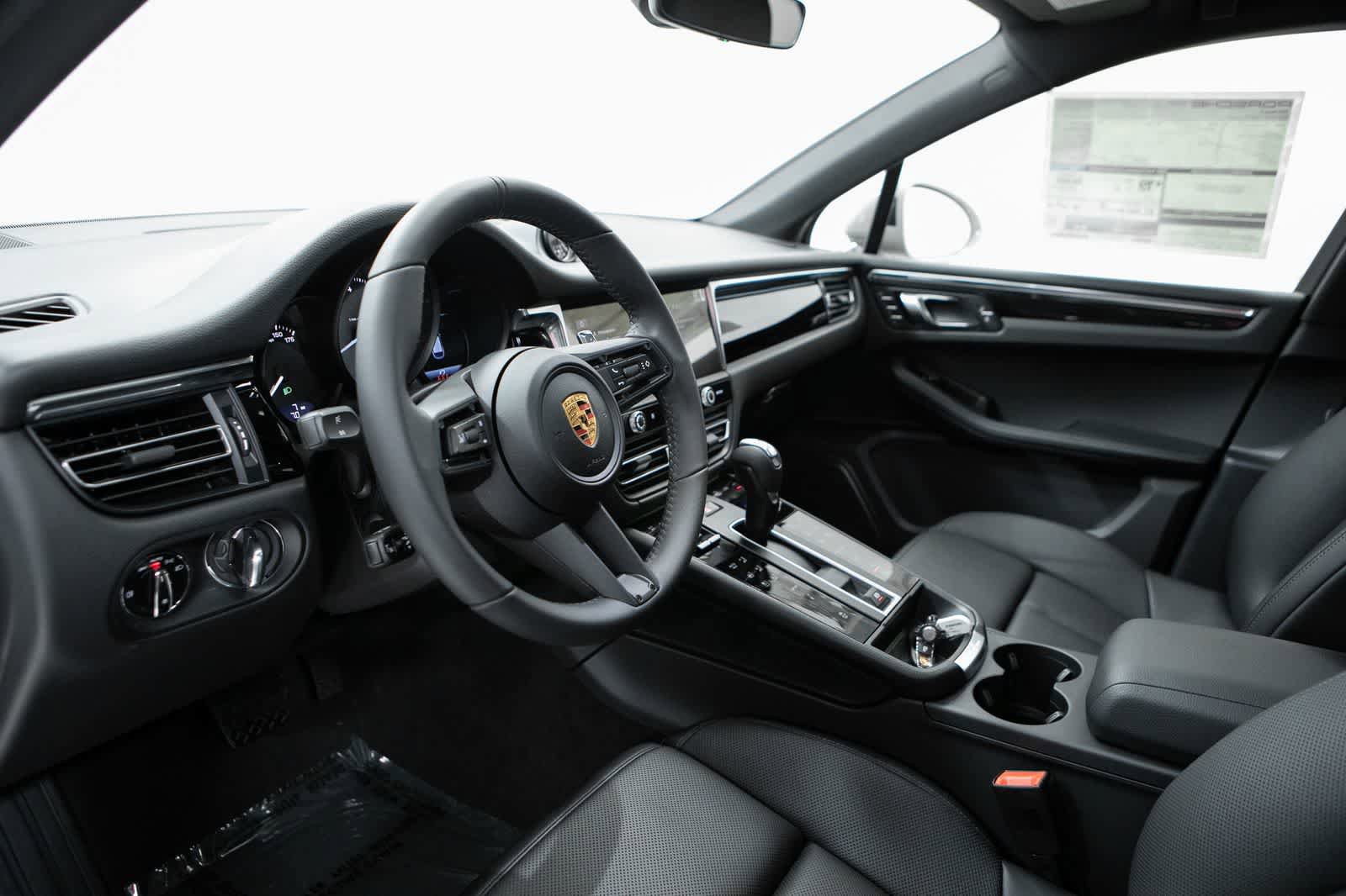 New 2026 Porsche Macan S AWD/4WD image 4