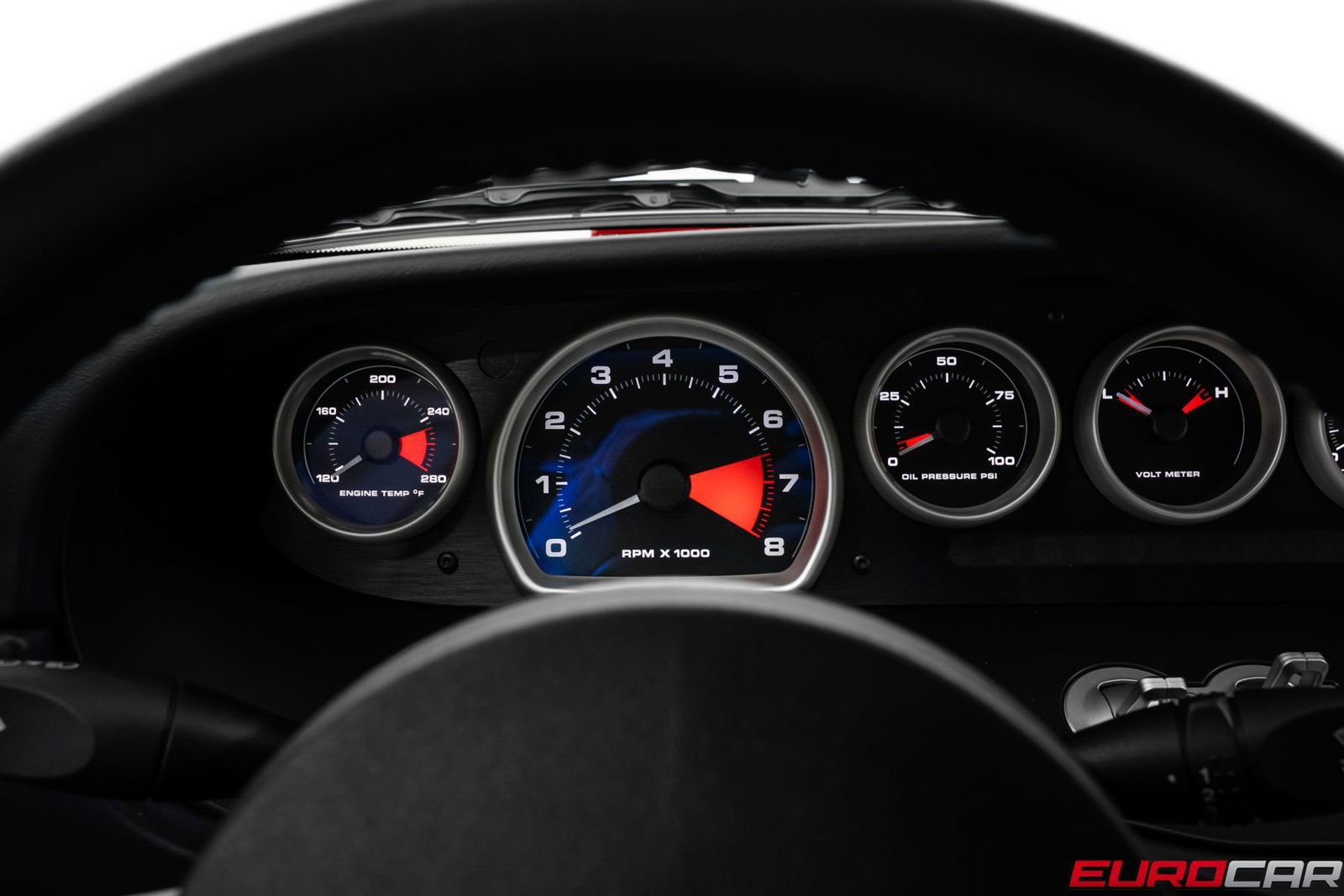 Used 2005 Ford GT RWD image 30