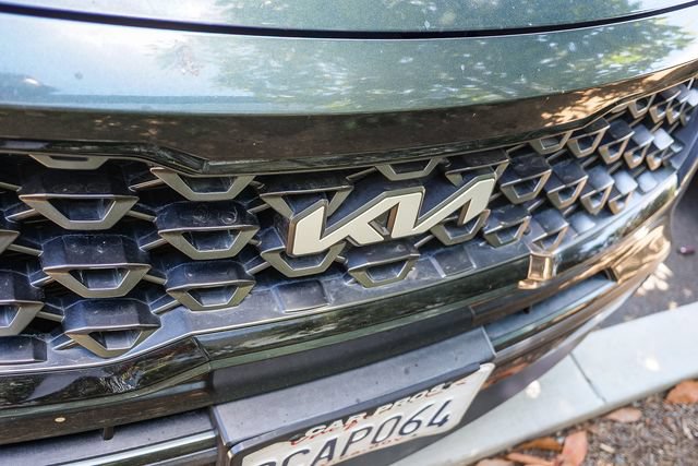 Certified 2022 Kia Sorento S AWD/4WD image 4