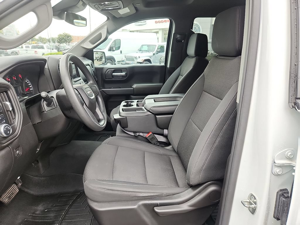 Used 2024 GMC Sierra 1500 Pro w/ Graphite Edition AWD/4WD image 13