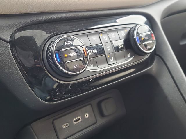 Certified 2023 Buick Encore GX Essence w/ Experience Buick Package image 33