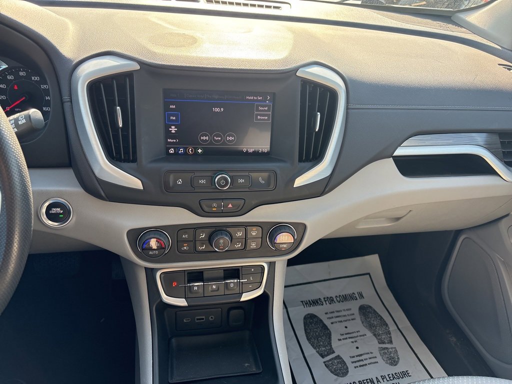 Used 2023 GMC Terrain SLE w/ Driver Convenience Package image 16