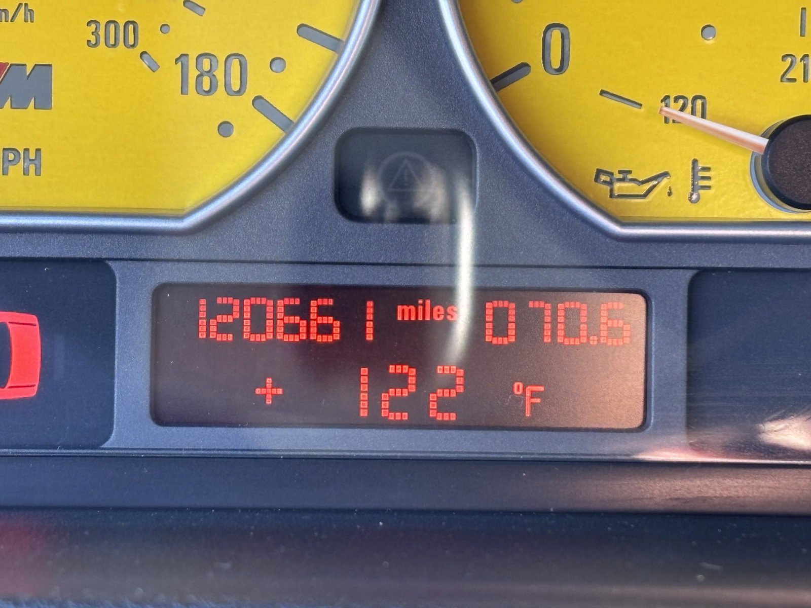 Used 2004 BMW M3 Coupe image 29