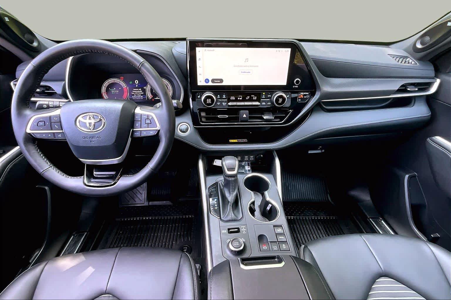 Certified 2026 Toyota Highlander XSE AWD/4WD image 15