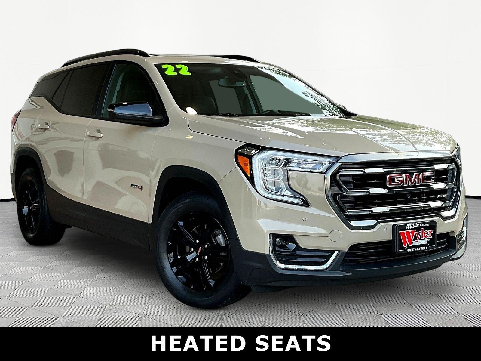 Used 2022 GMC Terrain AT4 w/ Tech Package AWD/4WD image 3