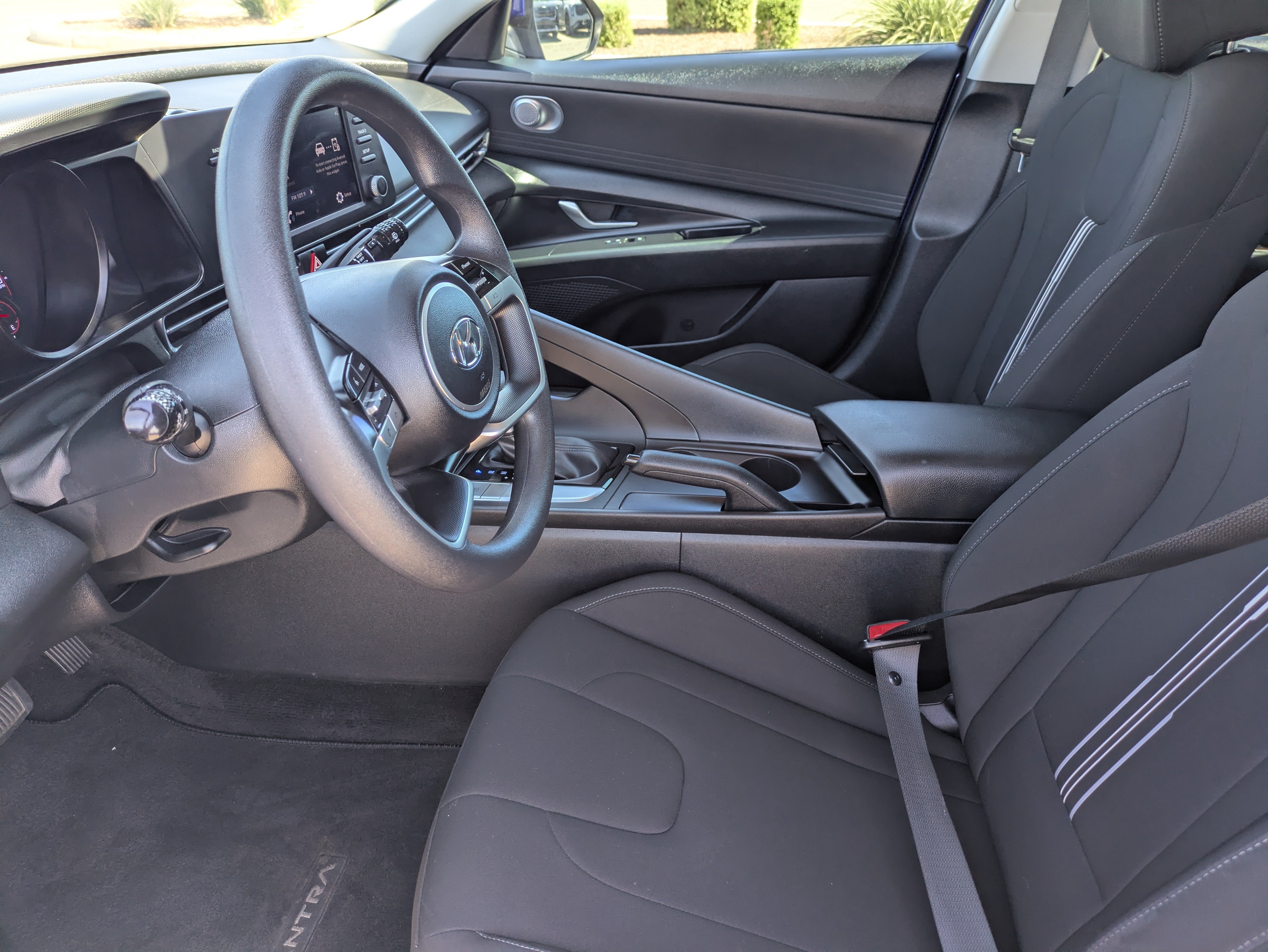 Used 2023 Hyundai Elantra SEL FWD image 24