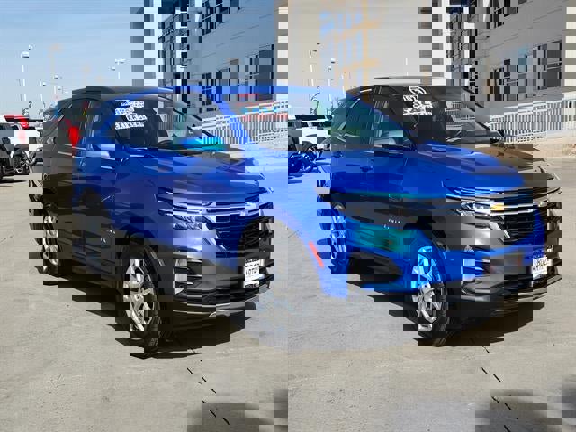 Used 2024 Chevrolet Equinox LT image 1