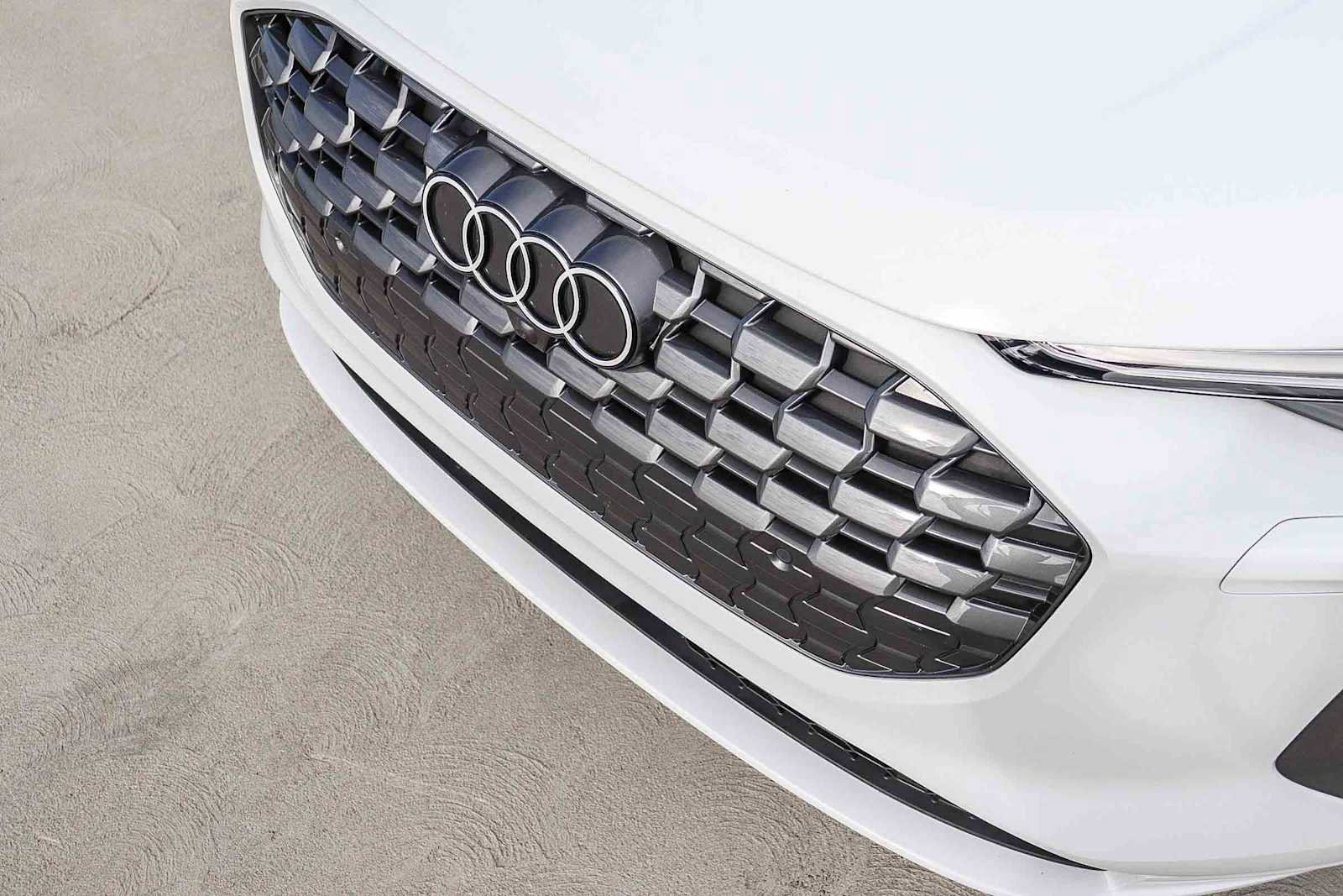 Used 2025 Audi Q5 Premium Plus w/ Premium Plus image 8