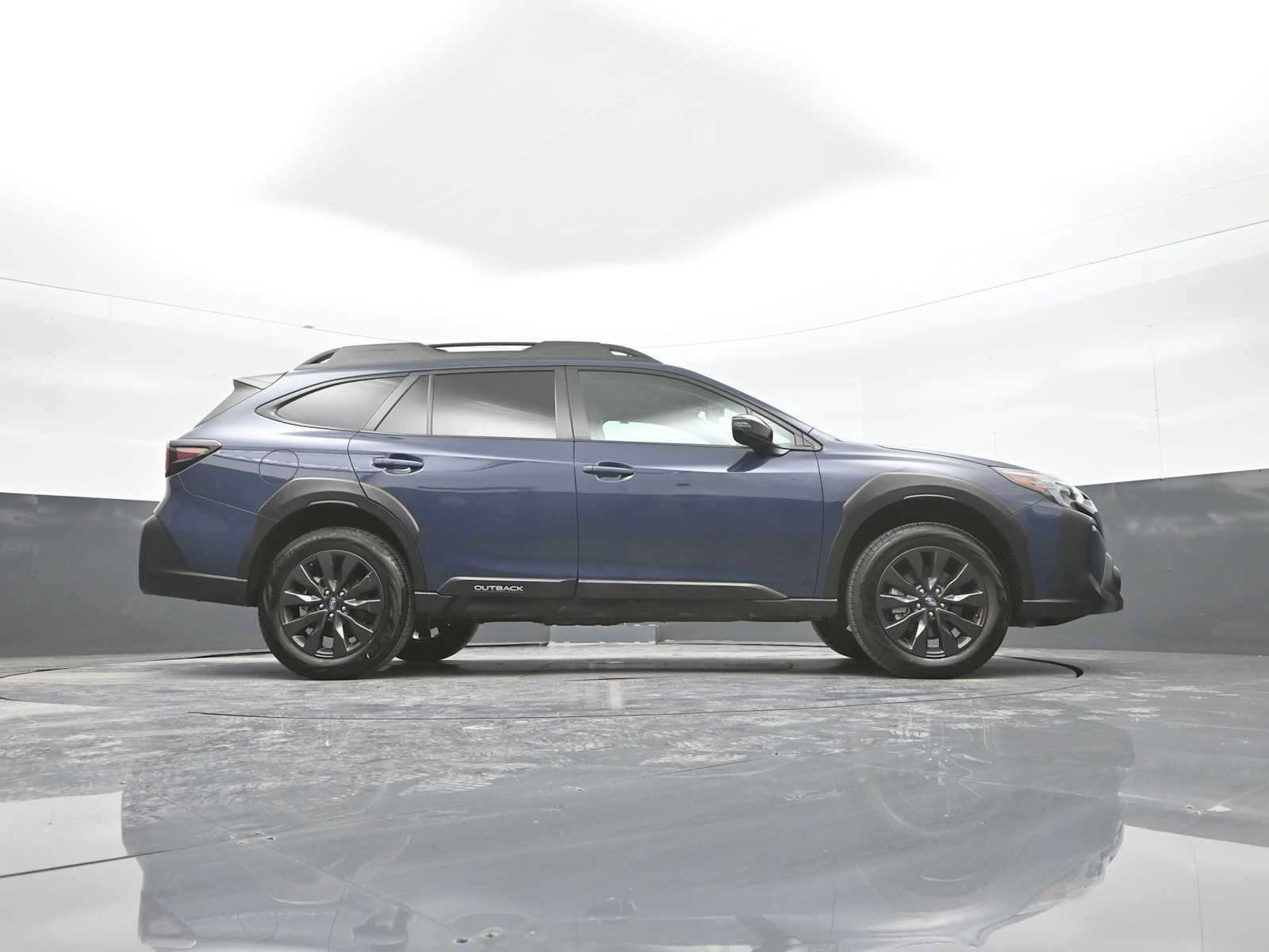 Used 2025 Subaru Outback Onyx Edition AWD/4WD image 27