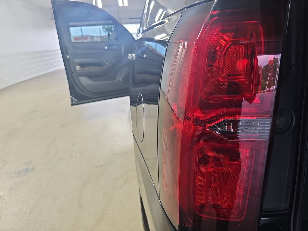 Certified 2019 Chevrolet Tahoe LS w/ Enhanced Driver Alert Package AWD/4WD image 40