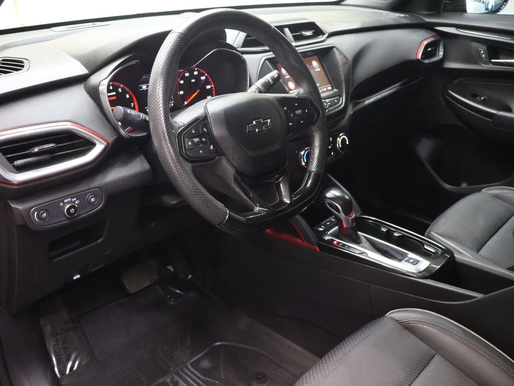 Used 2022 Chevrolet TrailBlazer RS AWD/4WD image 16