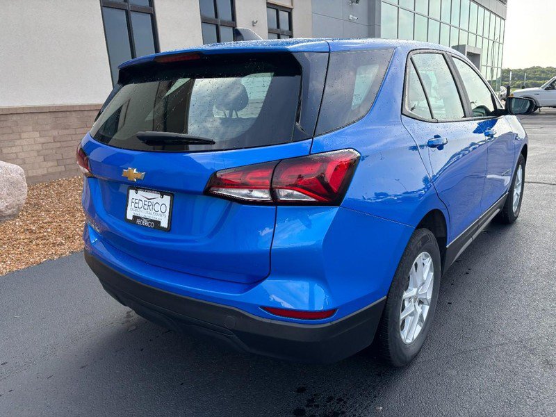 Used 2024 Chevrolet Equinox LS FWD image 3
