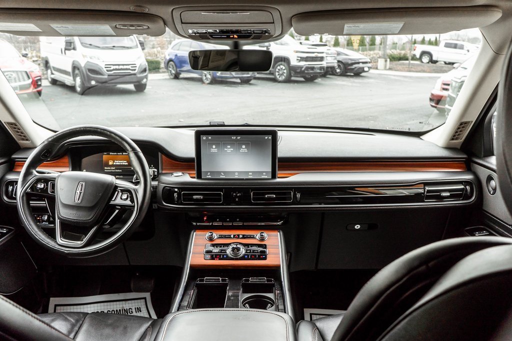 Used 2024 Lincoln Aviator Reserve image 7