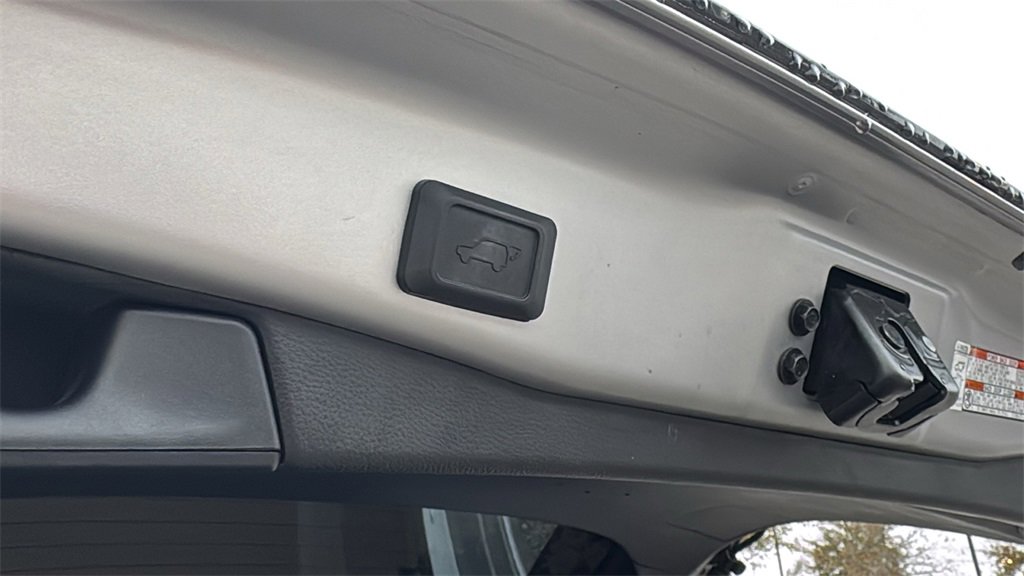 Used 2022 Toyota RAV4 XSE image 40