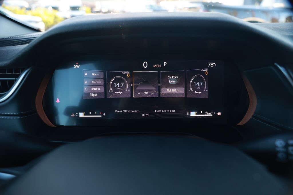 New 2025 Jeep Grand Cherokee Altitude AWD/4WD image 16