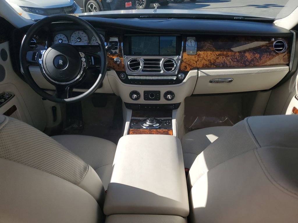 Used 2011 Rolls-Royce Ghost image 9