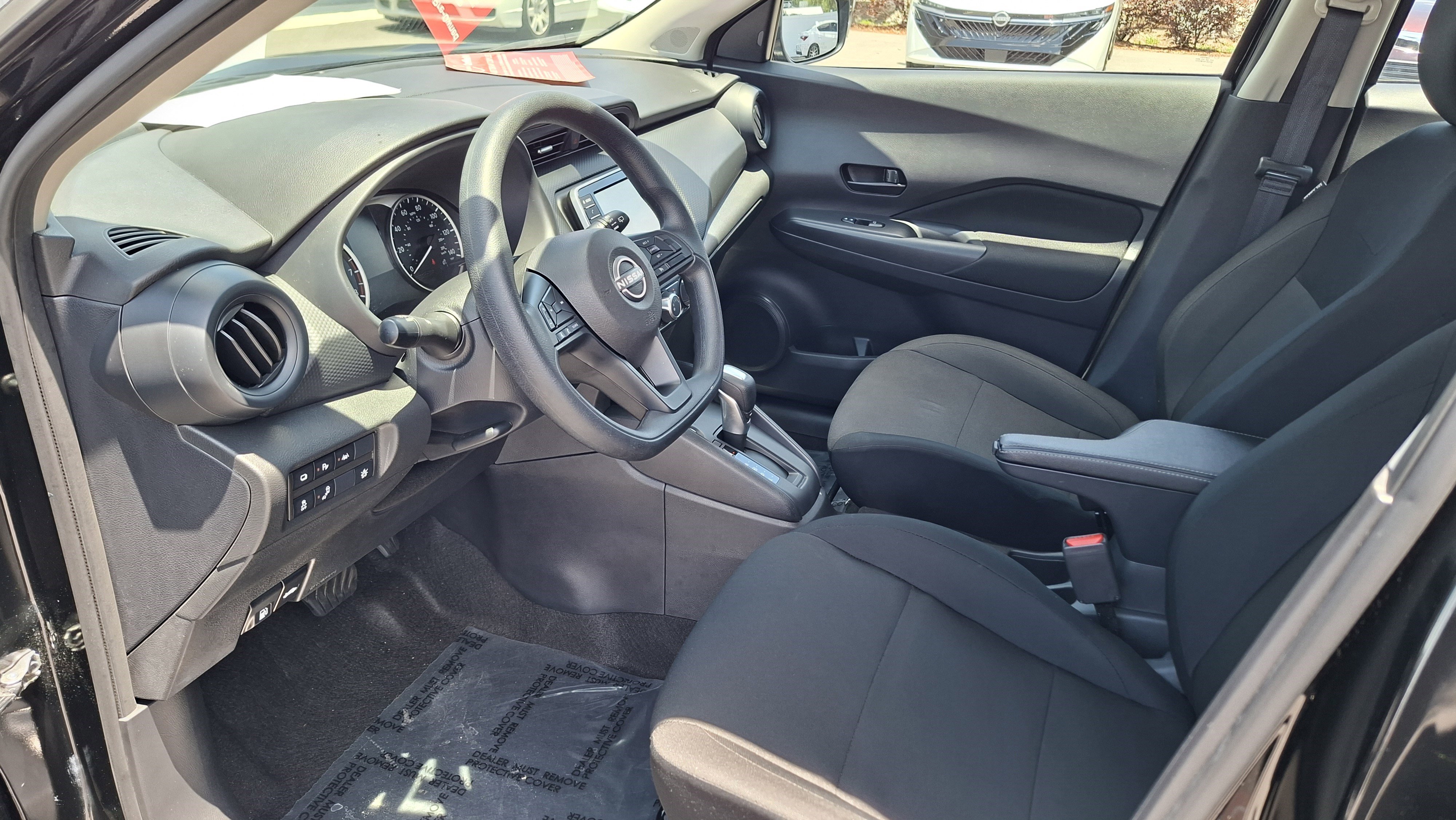 Used 2025 Nissan Kicks Play S FWD image 9
