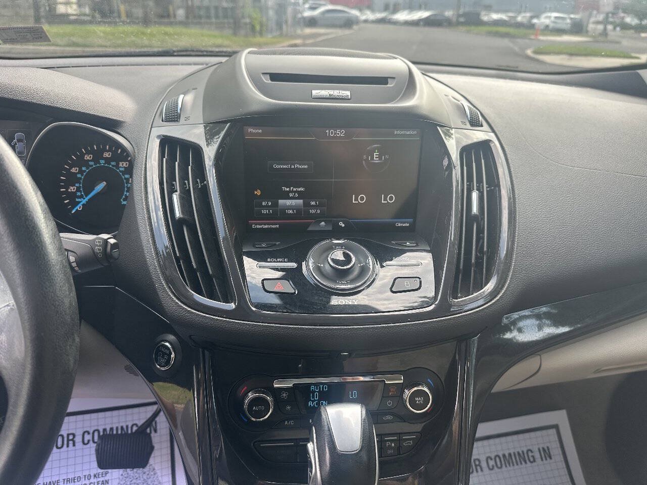 Used 2014 Ford Escape Titanium w/ Equipment Group 401A AWD/4WD image 14