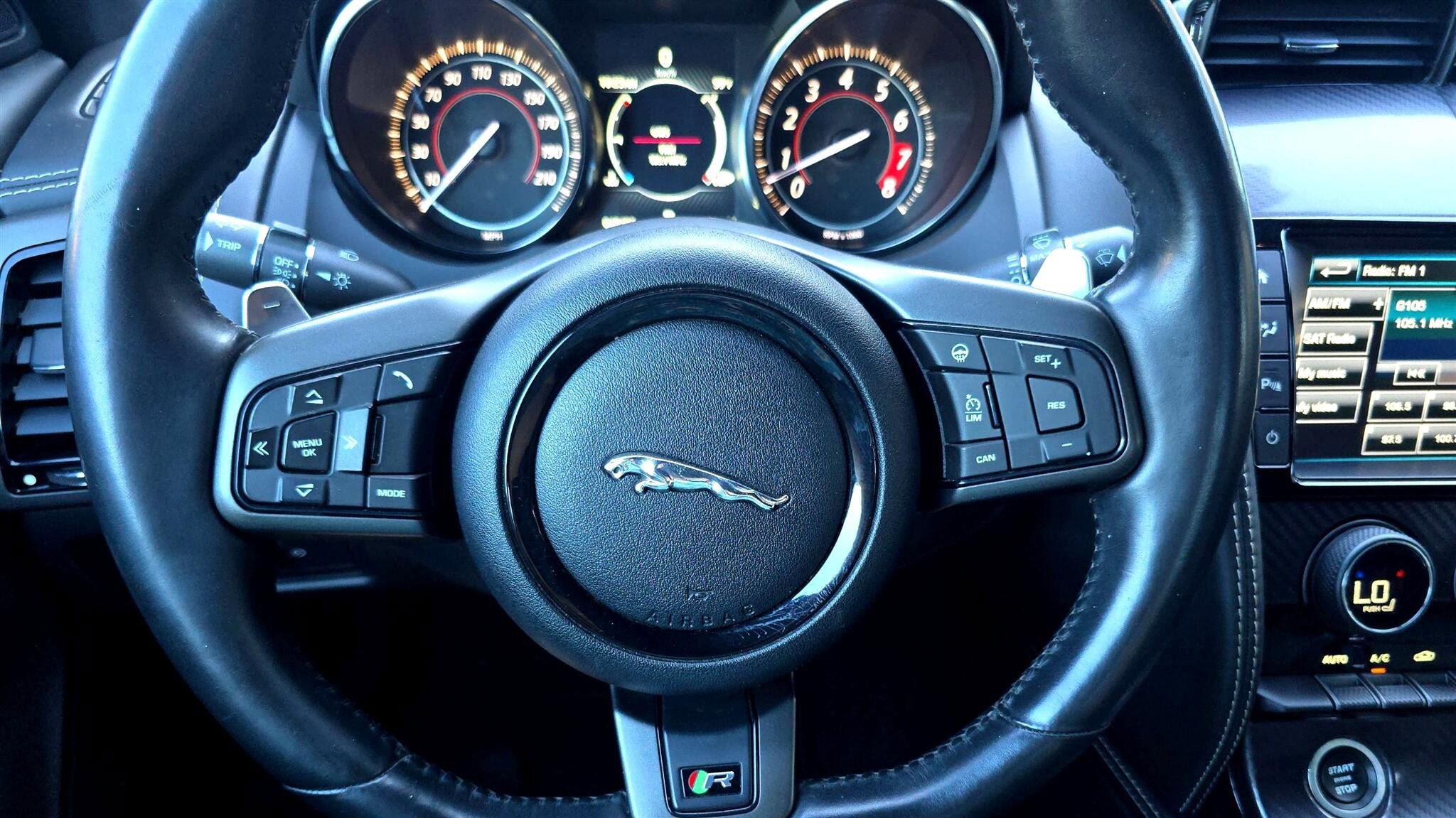 Used 2016 Jaguar F-TYPE R image 16