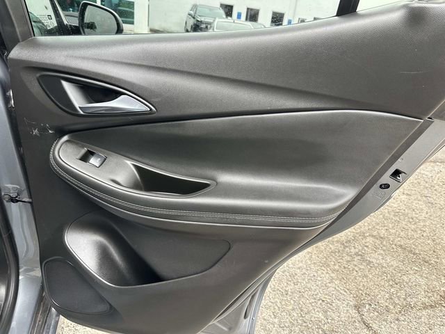 Used 2021 Buick Encore GX Select w/ Sport Touring Package FWD image 11