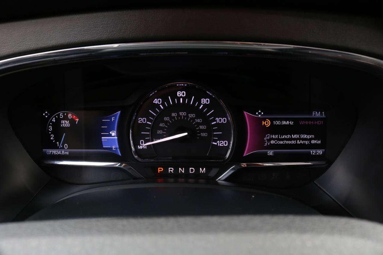 Used 2017 Lincoln Navigator Select AWD/4WD image 26
