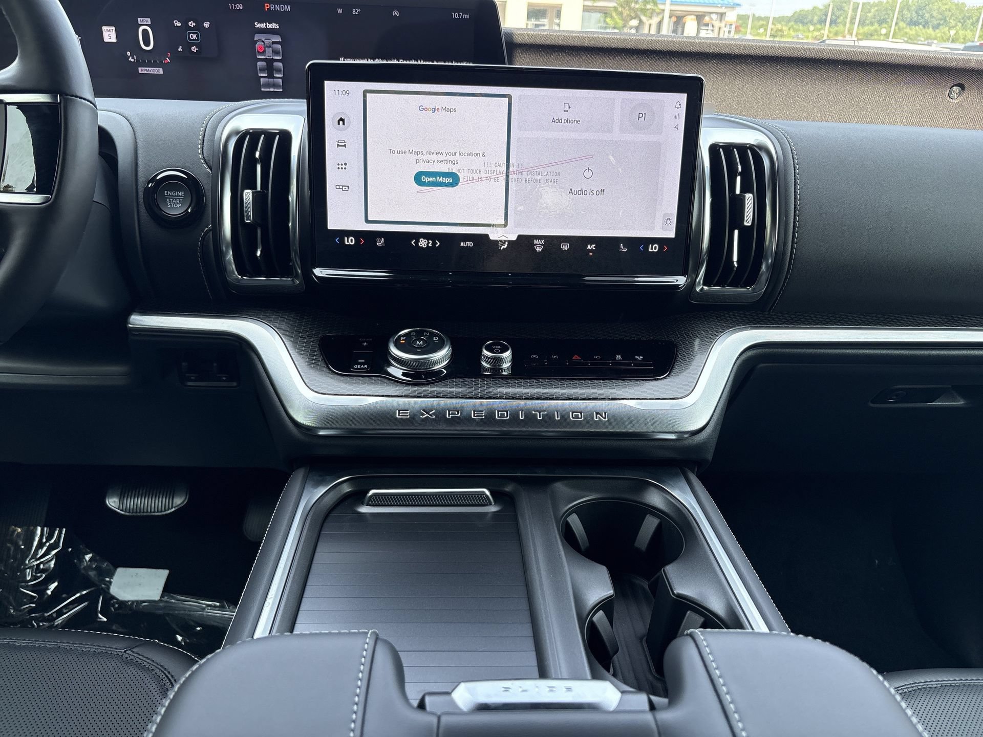 New 2027 Ford Expedition Platinum w/ Stealth Appearance Package RWD image 3