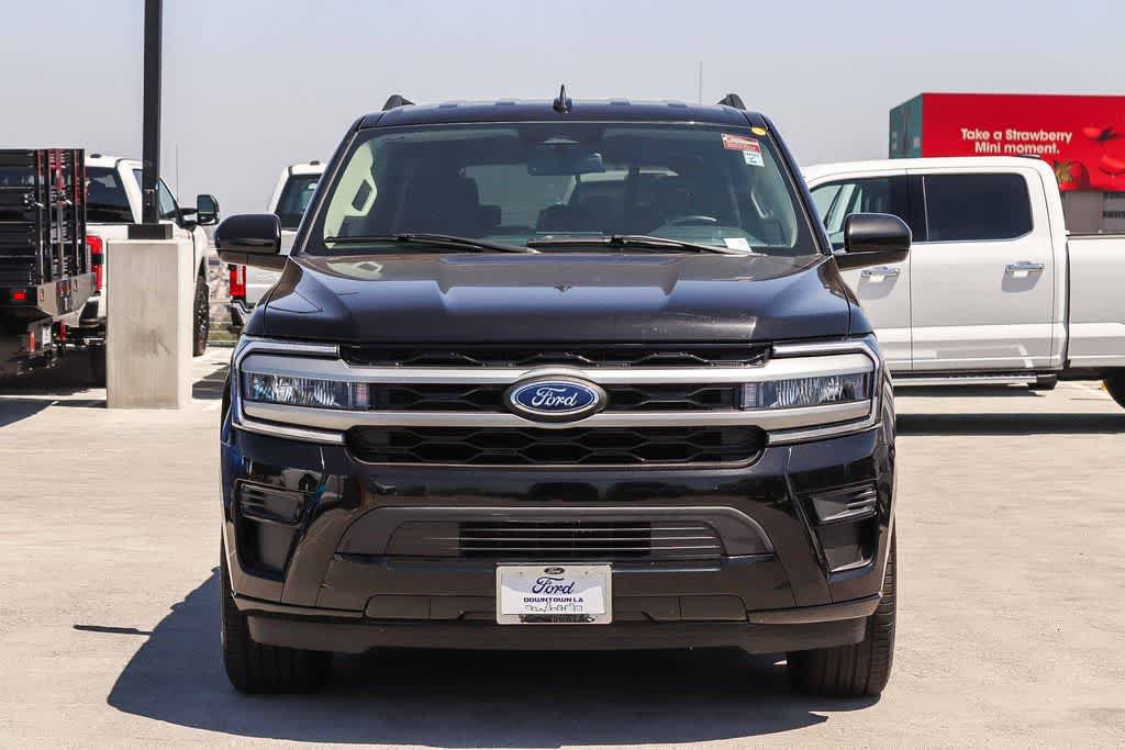 Certified 2023 Ford Expedition Max XLT RWD image 2