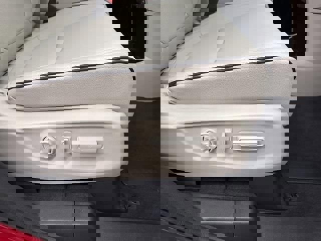 New 2026 Honda Odyssey Touring image 18