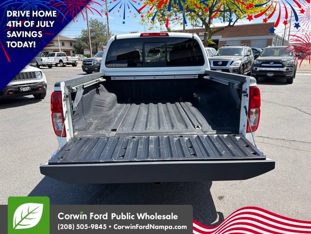 Used 2016 Nissan Frontier SV w/ SV Value Truck Package RWD image 28