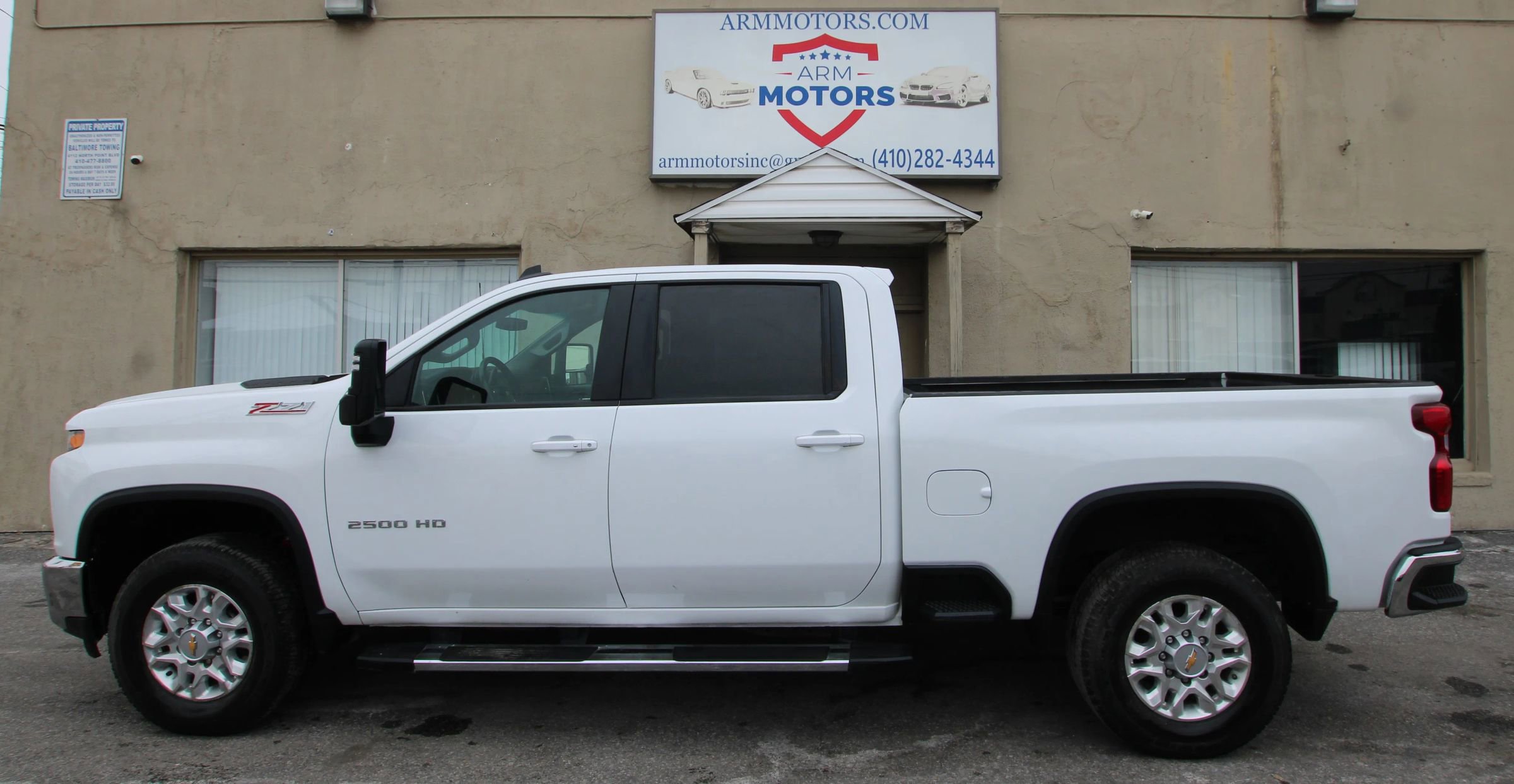 Used 2023 Chevrolet Silverado 2500 LT w/ Convenience Package image 5
