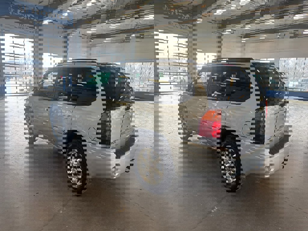 Used 2008 GMC Envoy SLT image 3