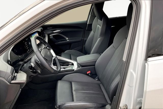 Used 2025 Audi Q5 Premium Plus w/ Premium Plus image 27