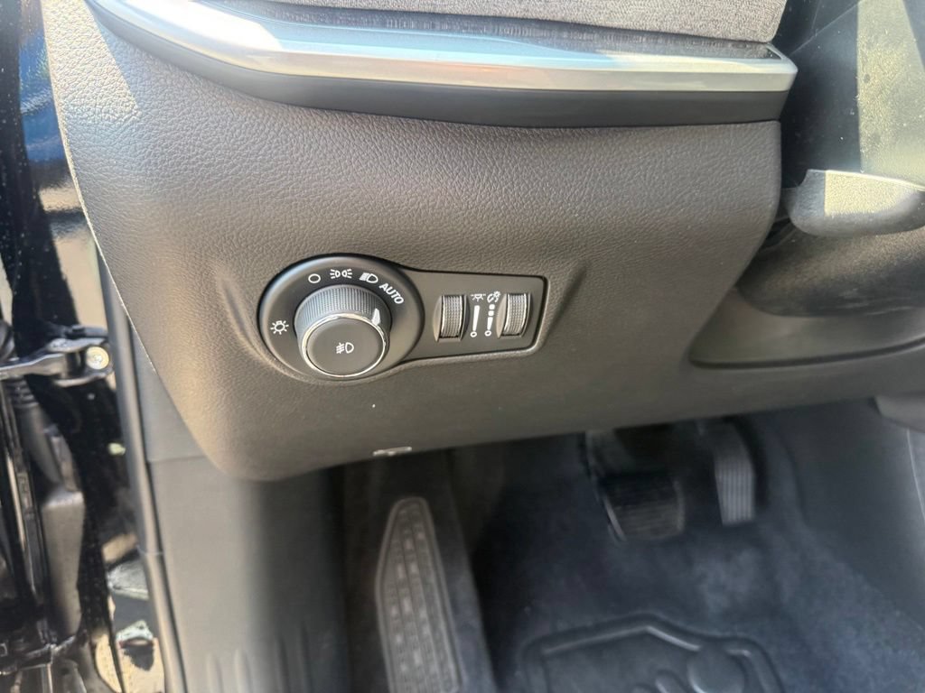 New 2026 Jeep Compass Latitude AWD/4WD image 14