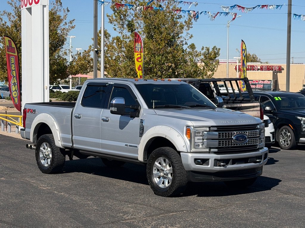 Used 2017 Ford F350 Platinum w/ Platinum Ultimate Package AWD/4WD image 4