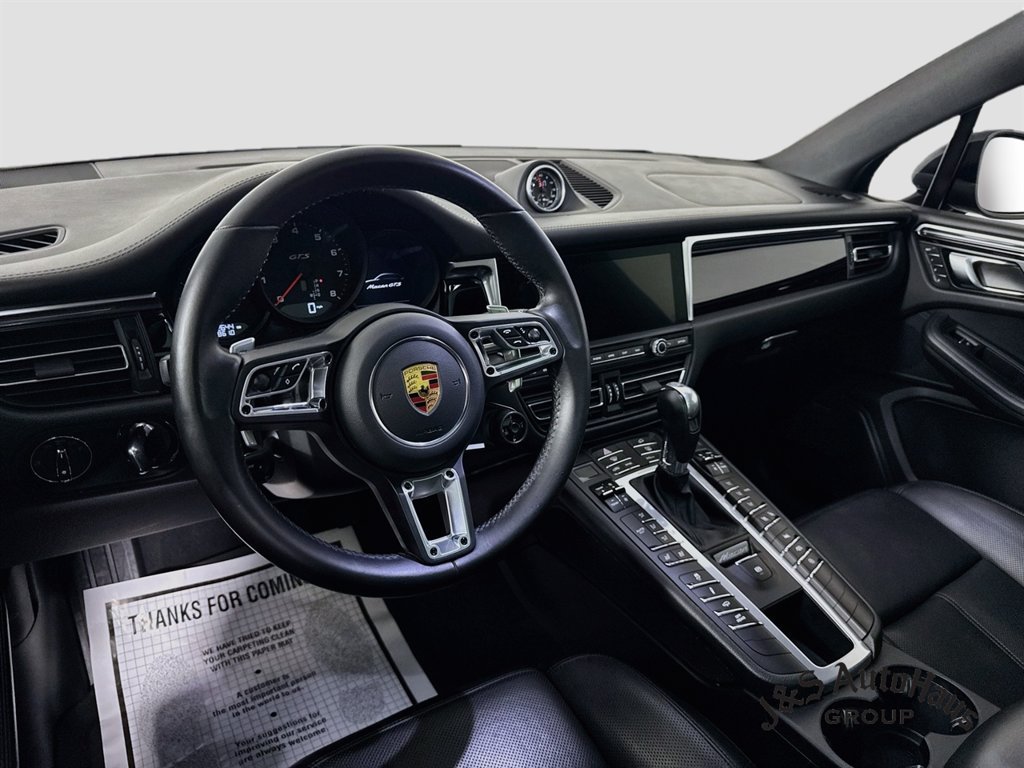 Used 2021 Porsche Macan GTS AWD/4WD image 30