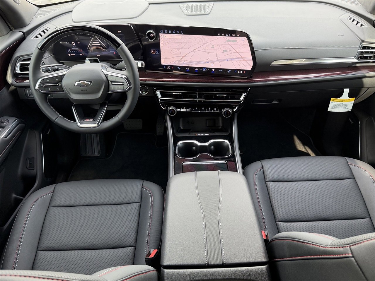 New 2026 Chevrolet Traverse Z71 w/ Enhanced Driving Package image 10