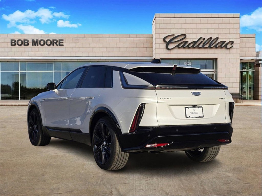 New 2025 Cadillac Lyriq Sport image 7