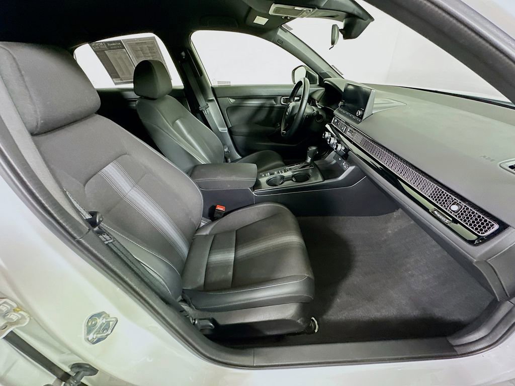 Used 2023 Honda Civic Sport image 12