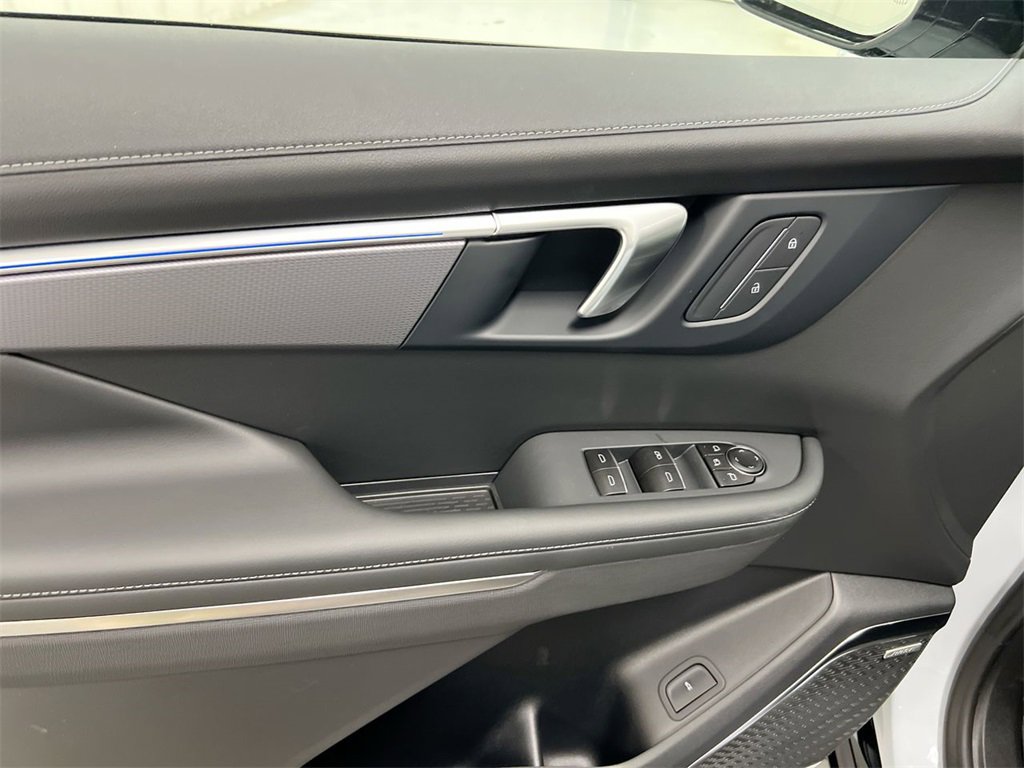 New 2026 Buick Enclave Sport Touring image 21