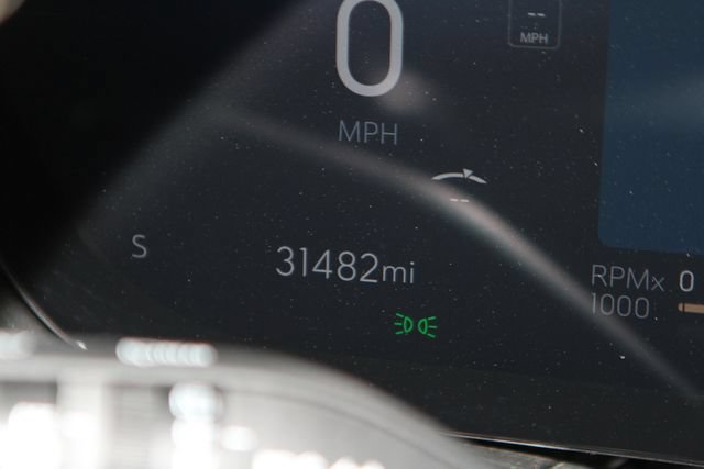Used 2024 Buick Envision Preferred AWD/4WD image 18