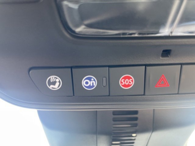 Used 2025 Buick Enclave Preferred image 30