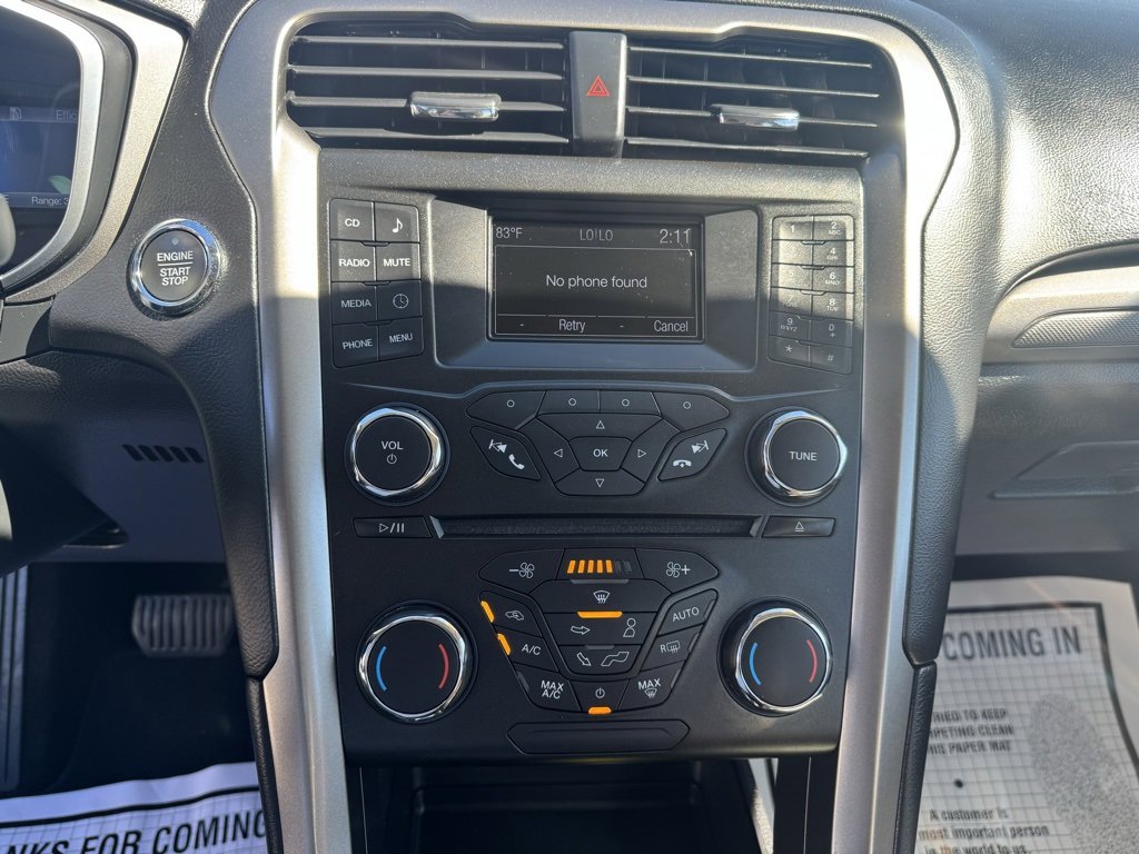 Used 2018 Ford Fusion S image 18