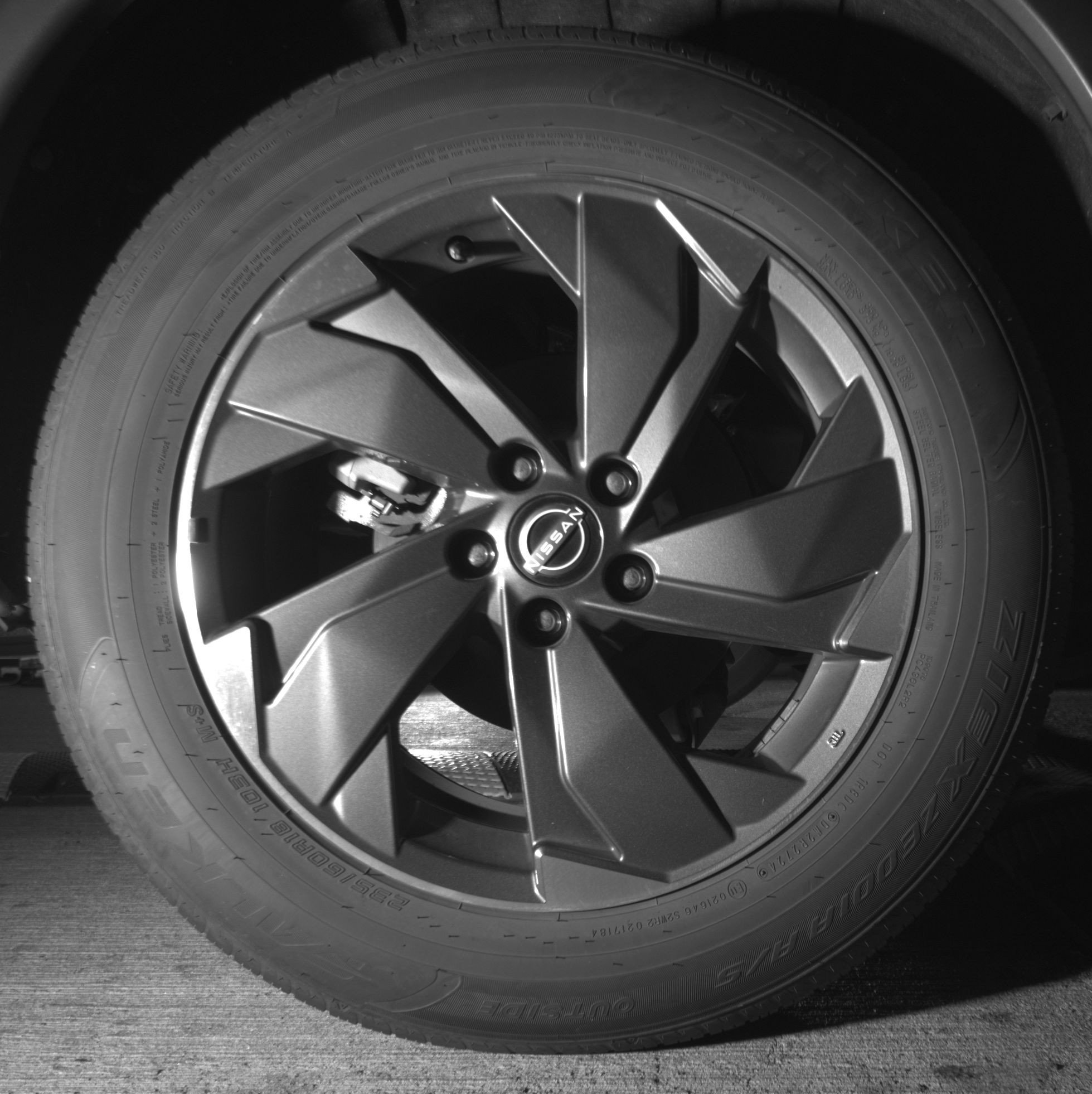 Used 2025 Nissan Rogue SV FWD image 15
